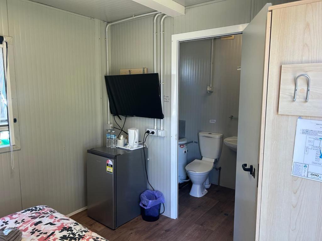 gundy pub&caravan park Gundiah Exterior foto